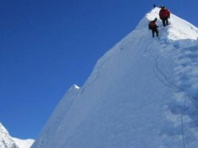 Yala peak (5520) climbing